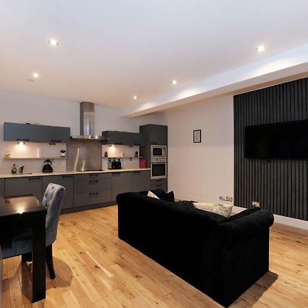 One Of A Kind Historic 3 Bedroom Apartment Aberdeen Exteriör bild