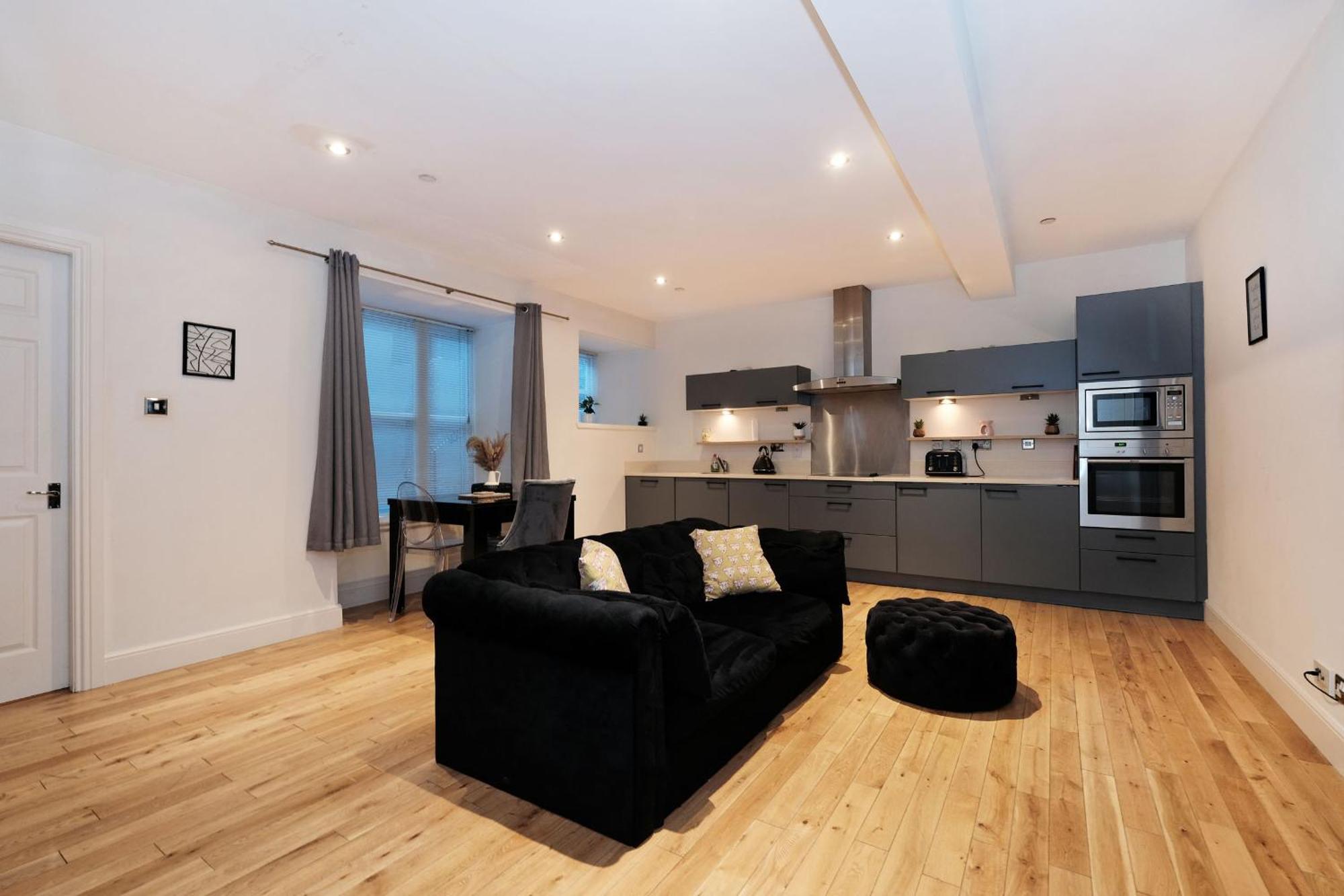 One Of A Kind Historic 3 Bedroom Apartment Aberdeen Exteriör bild