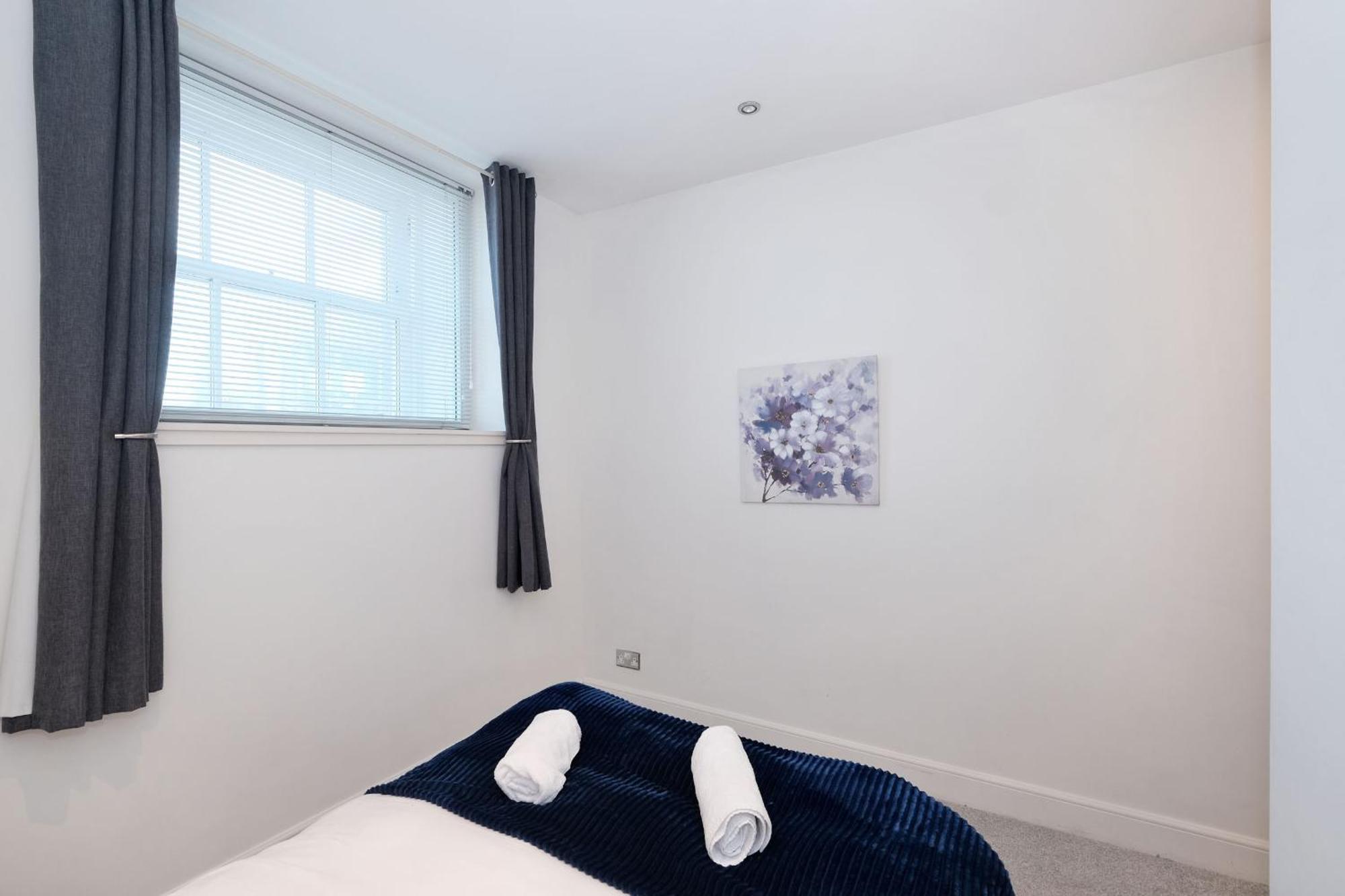 One Of A Kind Historic 3 Bedroom Apartment Aberdeen Exteriör bild