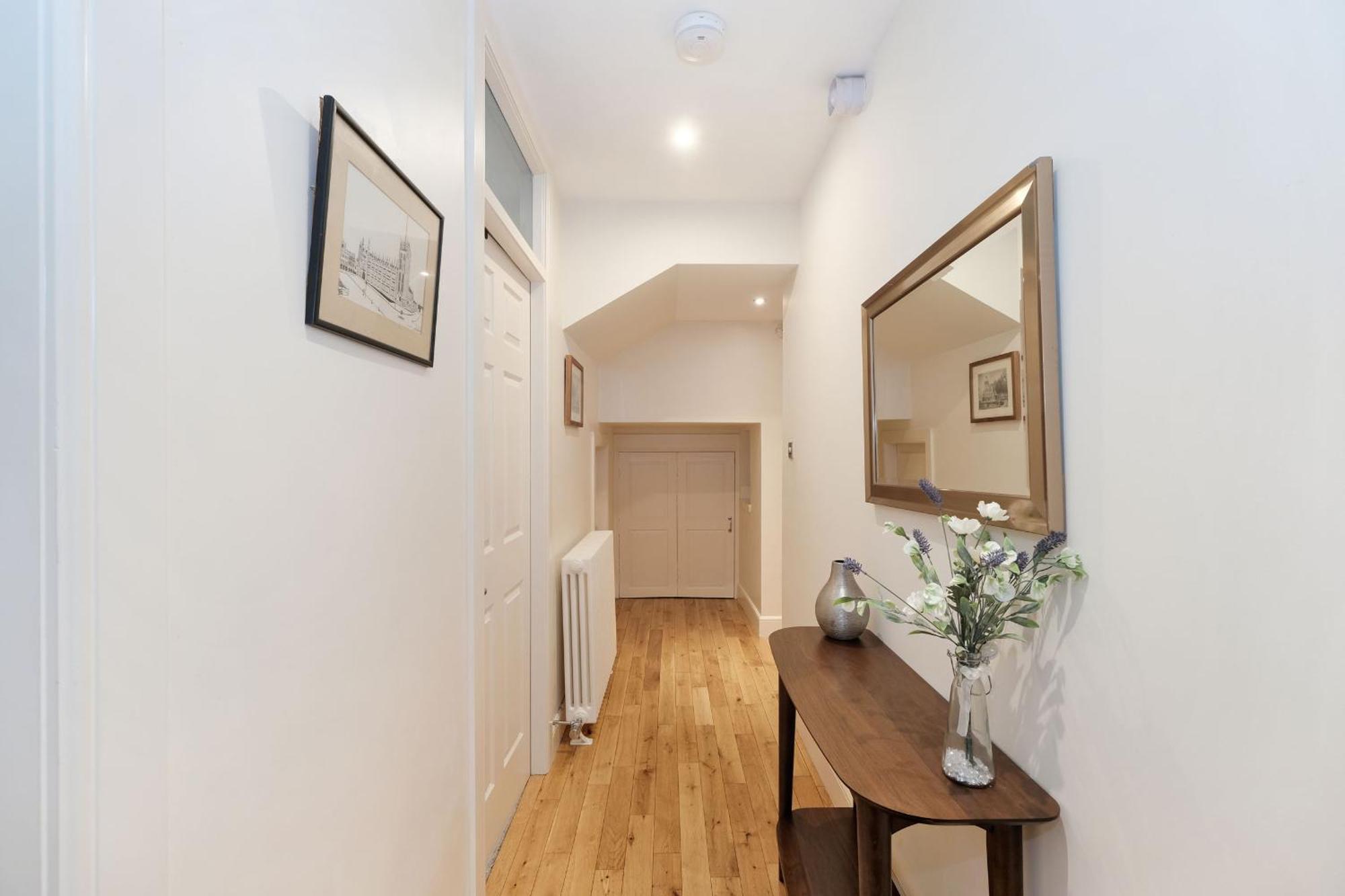 One Of A Kind Historic 3 Bedroom Apartment Aberdeen Exteriör bild